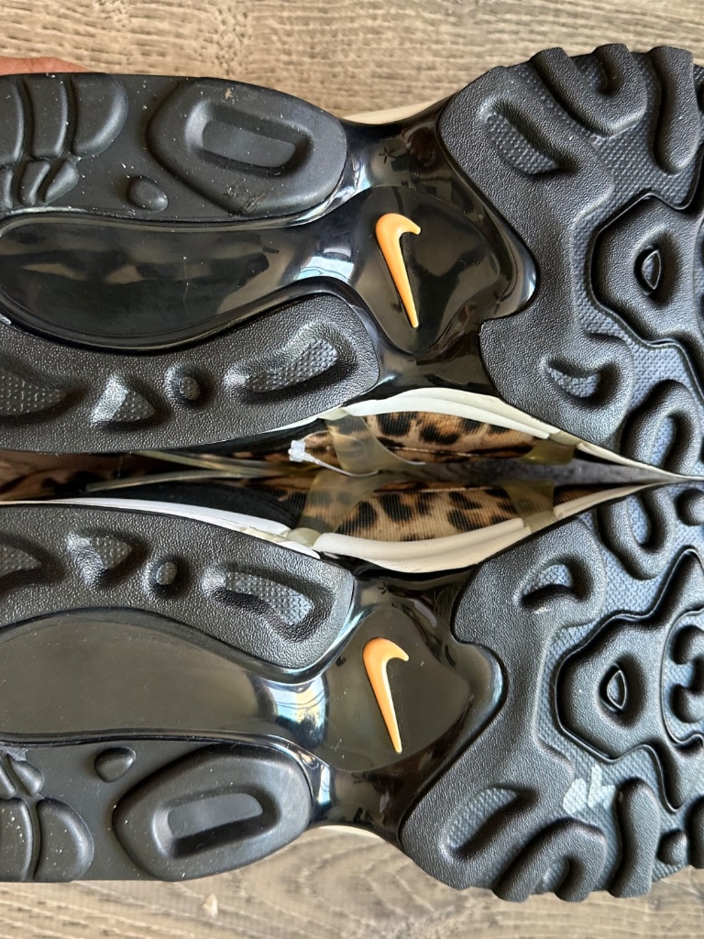 Nike Air Kukini SE Leopard slip-ons. NWOT. - Picture 9 of 9